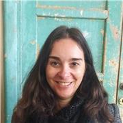 Studiare con me vuol dire imparare con facilità e con il sorriso - grazie a 15 anni di esperienza come insegnante di lingue alle medie e superiori.